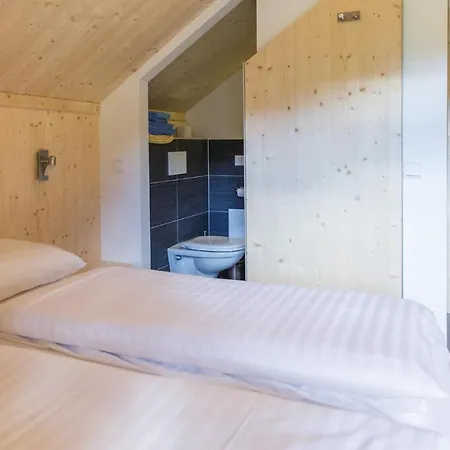 Four-bedroom Holiday In St.georgen A.kreischb. Сasa de vacaciones *